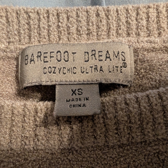Barefoot Dreams Cozy chic Ultra Lite XS Beachrock Sporty Sweater - Picture 2 of 4